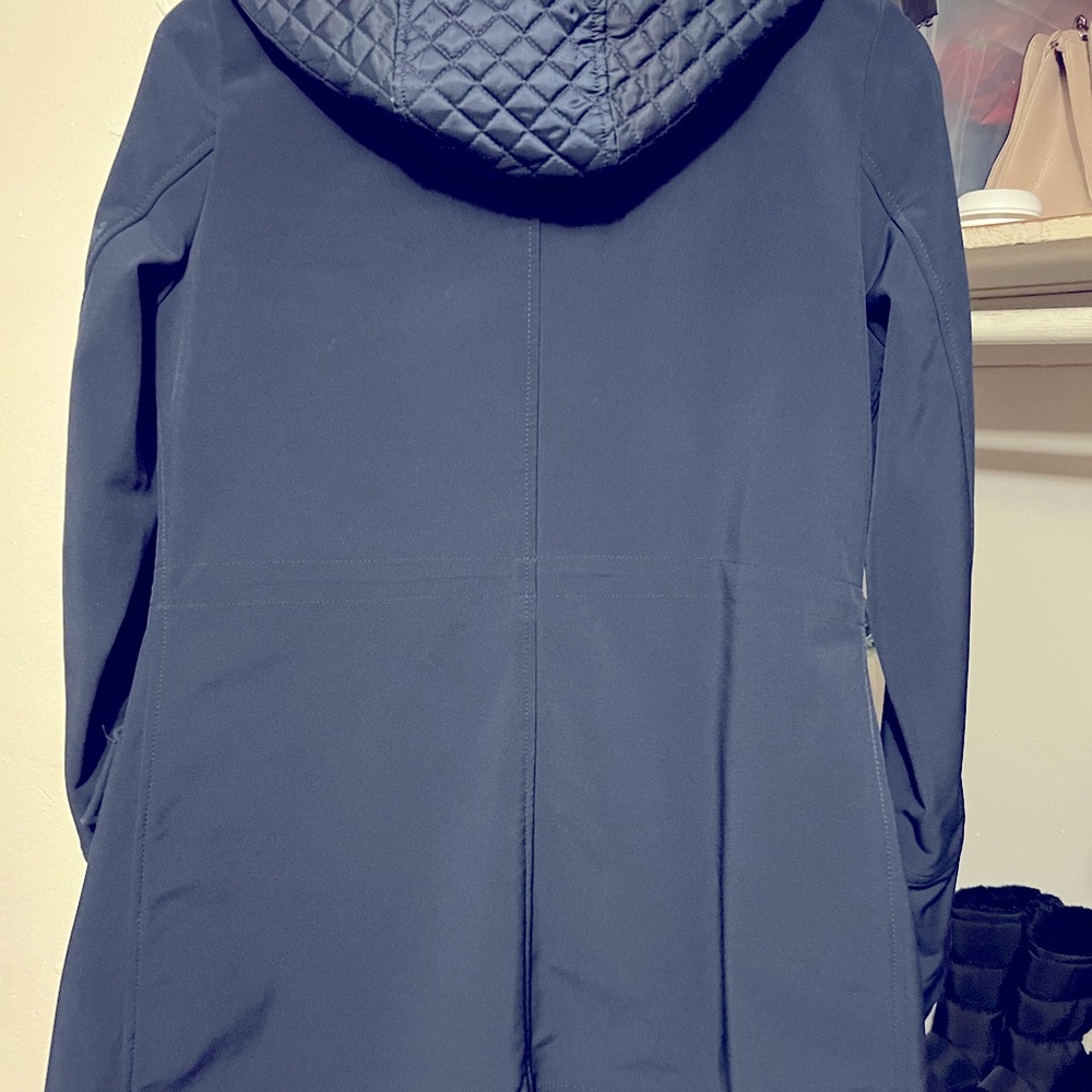 Light spring/fall jacket. - Picture 2 of 5
